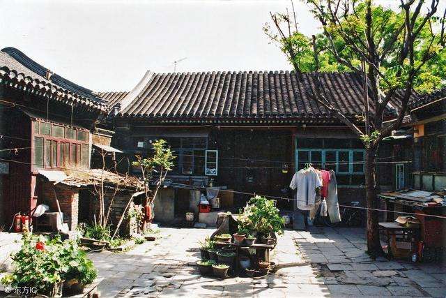 老话说子不孝父之过都是有原因的,农村南屋门对北屋窗有什么说法