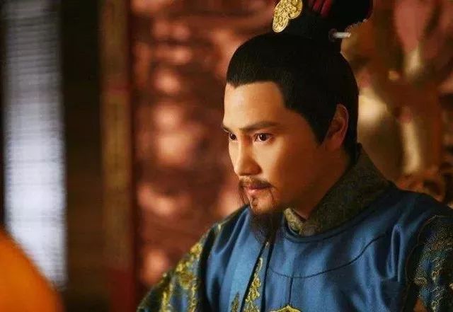 日影中玲珑剔透:从《*瓶金**梅》里潘金莲的膝裤,探析晚明世风变化