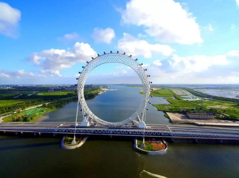 潍坊有一处“亮眼”地标,创下3个世界纪录,网友:好大一只玉镯