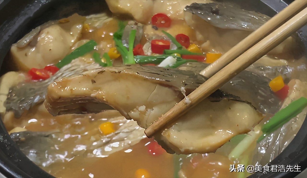 过年要吃鱼教你懒人做法用料简单,天冷就要多吃鱼