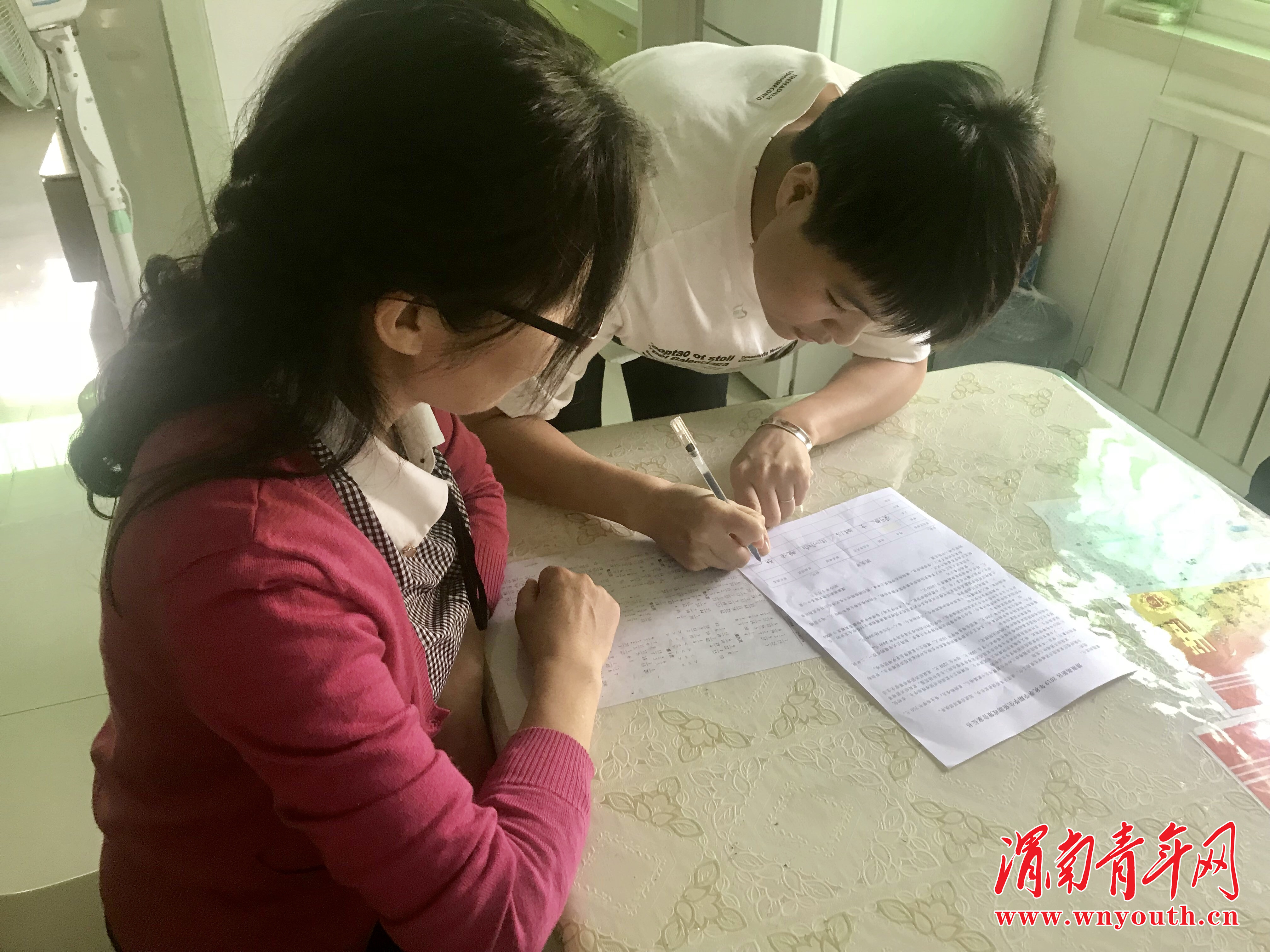 打好教育扶贫硬仗决战脱贫攻坚,做好教育扶贫巩固脱贫攻坚成效