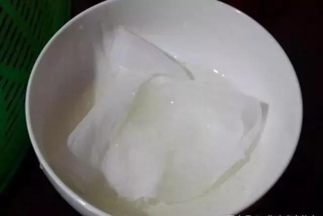 药店几块钱的维生素e能涂脸上嘛,药店几块钱的维生素e