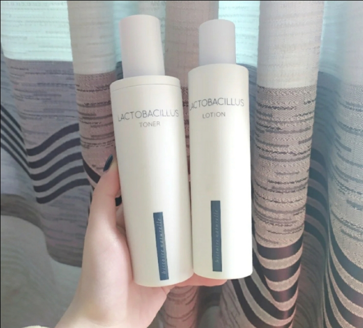 16岁女生护肤品水乳套装,22岁护肤品推荐水乳