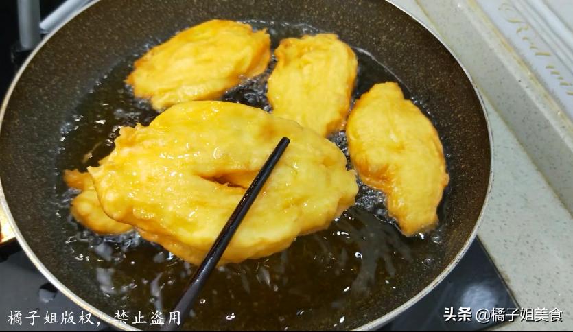 油条的做法最简单的方法,最简单的油条新做法
