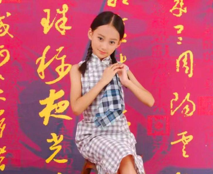 “北电第一”夏梦被疑颜值，看见她小时候的照片，喷子没话说了吧