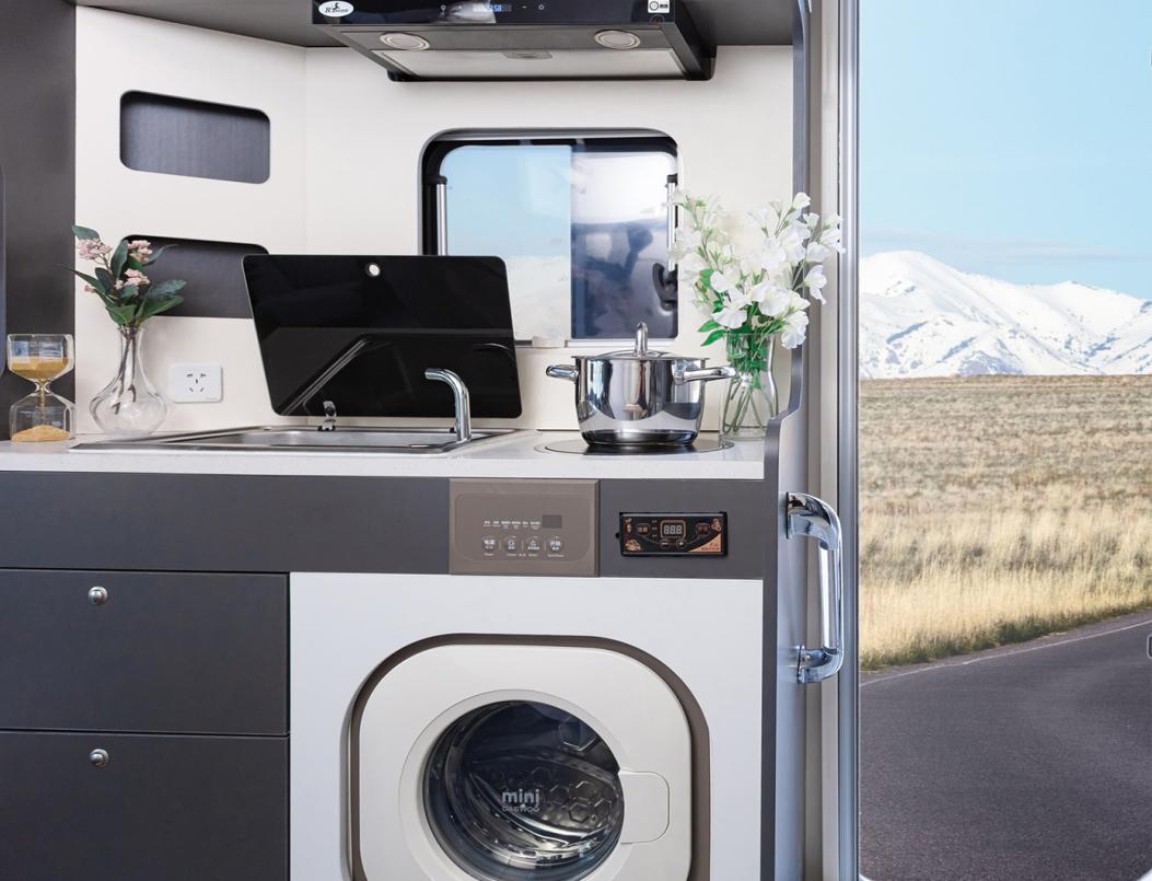 现在连房车都开始改装了？确实可以，但也确实不提倡