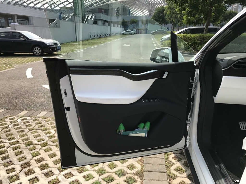 理想onemodely怎么选,理想one和特斯拉modely辅助驾驶