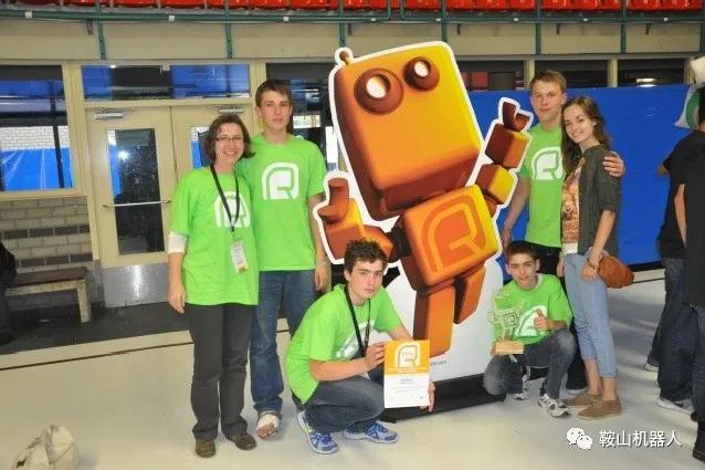 机器人协会“T恤衫”的故事番外篇之一