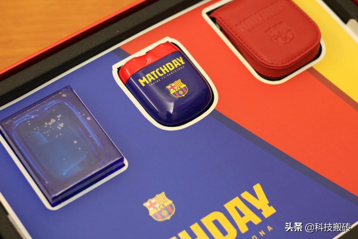 巴萨联名款剃须刀，日本刀头+德国材质打造，价值超过它的价格