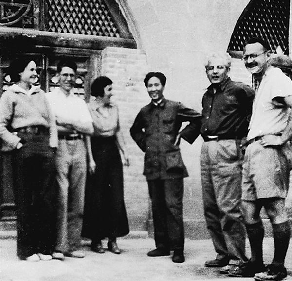 吃苦耐劳、大难不死，在外国记者*诺斯**眼中，毛主席是个怎样的人？