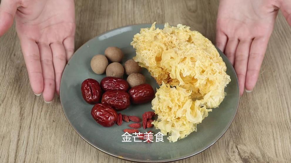 做银耳羹没有砂锅怎么办,燕窝坚果银耳羹不黏稠