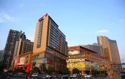 最近衣服批发市场一手货源在哪里,各大批发服装市场哪里质量最好的