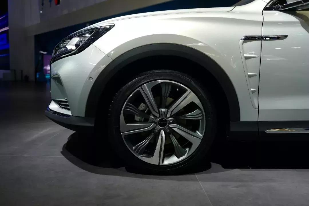 荣威marvelx对比唐ev,荣威marvelx智慧带来的舒享感受