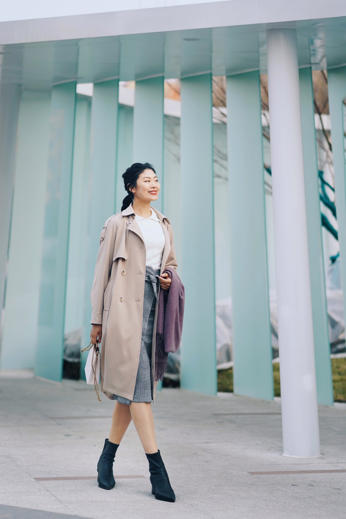 立春之后的时髦实用之选:小西装、风衣和连衣裙