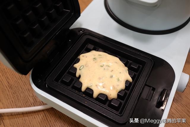 香葱肉松火腿酥饼,香葱肉松小酥饼