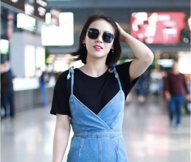 肩窄女生穿什么衣服显肩宽,肩宽的衣服怎么穿才好看