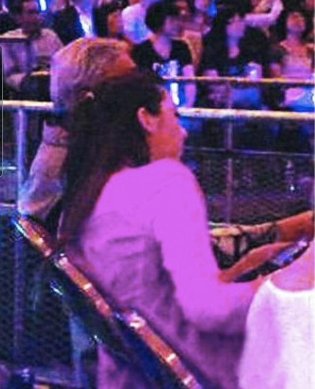 25岁港姐被曝脚踏7只船,港姐被爆脚踏7条船