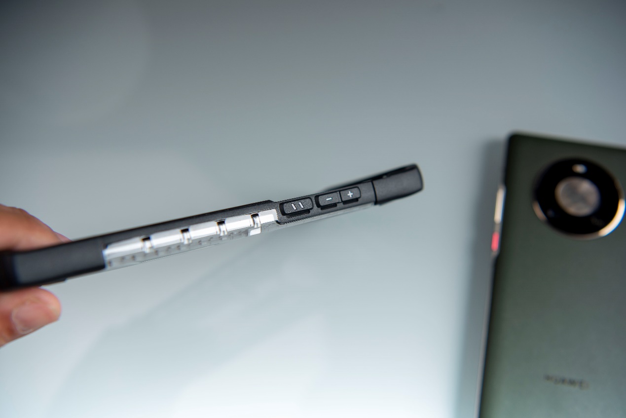 一个手机壳能有多贵,一个防摔手机壳大概要多少钱