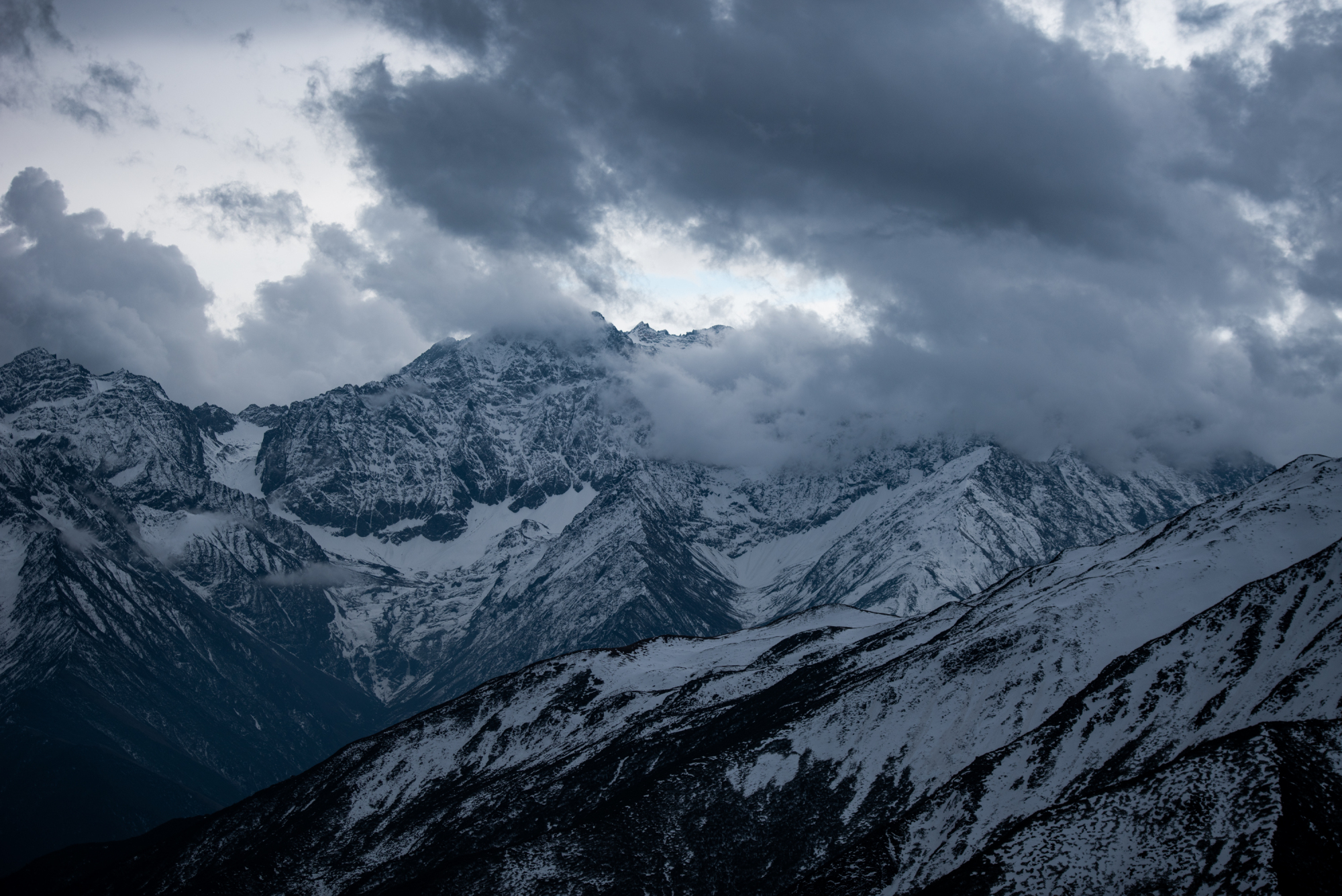 川西最容易看雪山的观景台,川西美景在路上视频