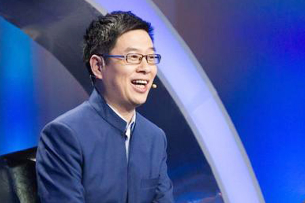 郦波诗词大会做的什么诗,郦波中国诗词大会百万雄师过大江