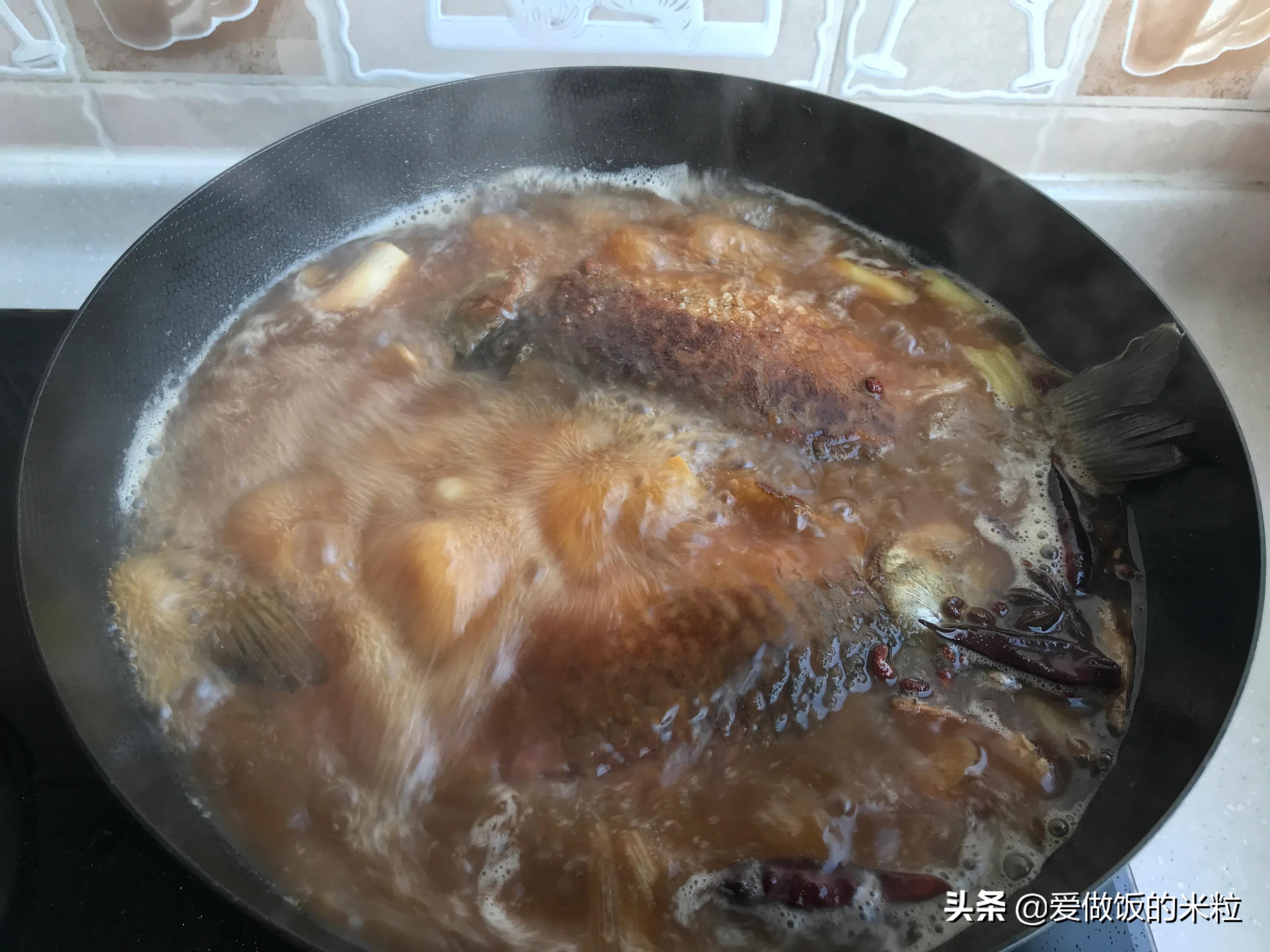 炖鱼怎么炖又烂又嫩又好吃,家常炖鱼的做法简单又好吃