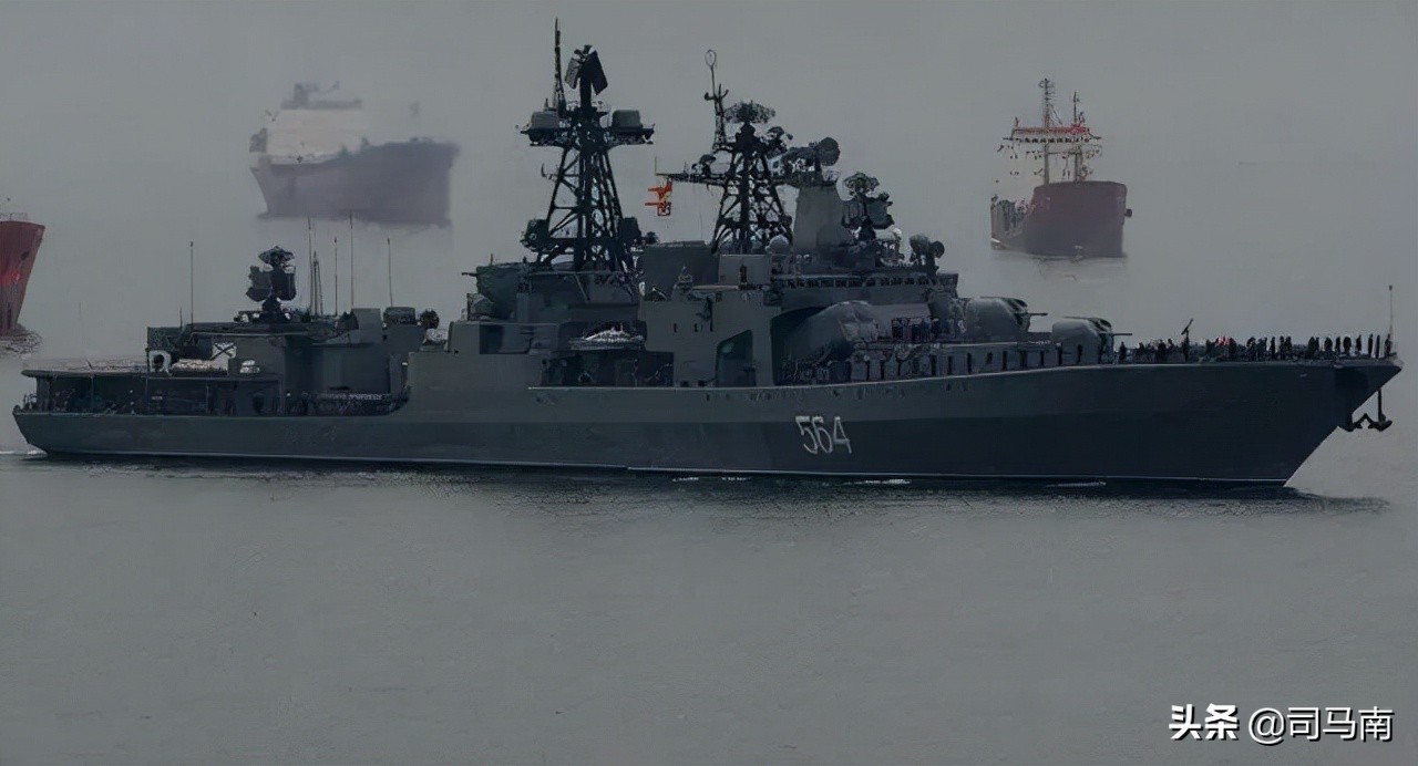 司马南：中俄军演突发情况！我055大驱舰为啥不上手？