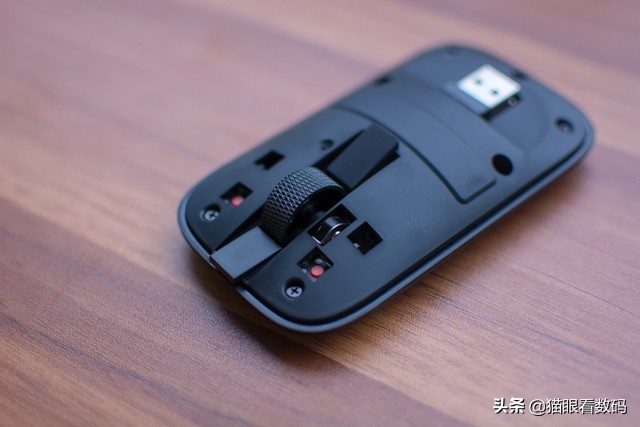 雷柏m550鼠标怎样配对连接,雷柏m550对比小米鼠标