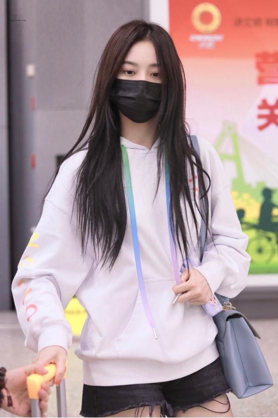 sm公司新推出的女团徐艺洋,徐艺洋真的是sm的ace吗