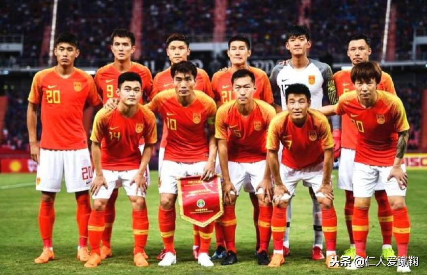 直播国足对韩国比赛,国足对阵韩国备受争议的判罚