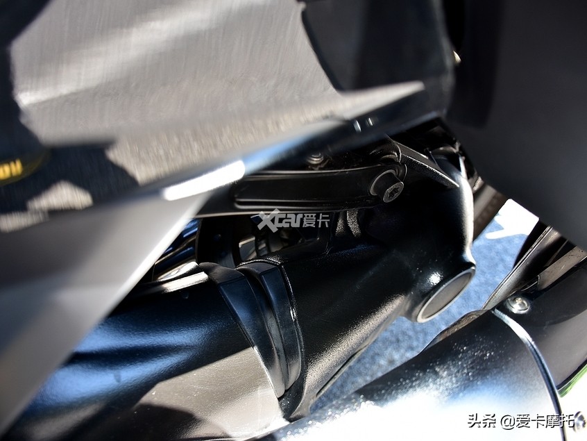 宝马k1600b和哈雷公路滑翔,哈雷k1600