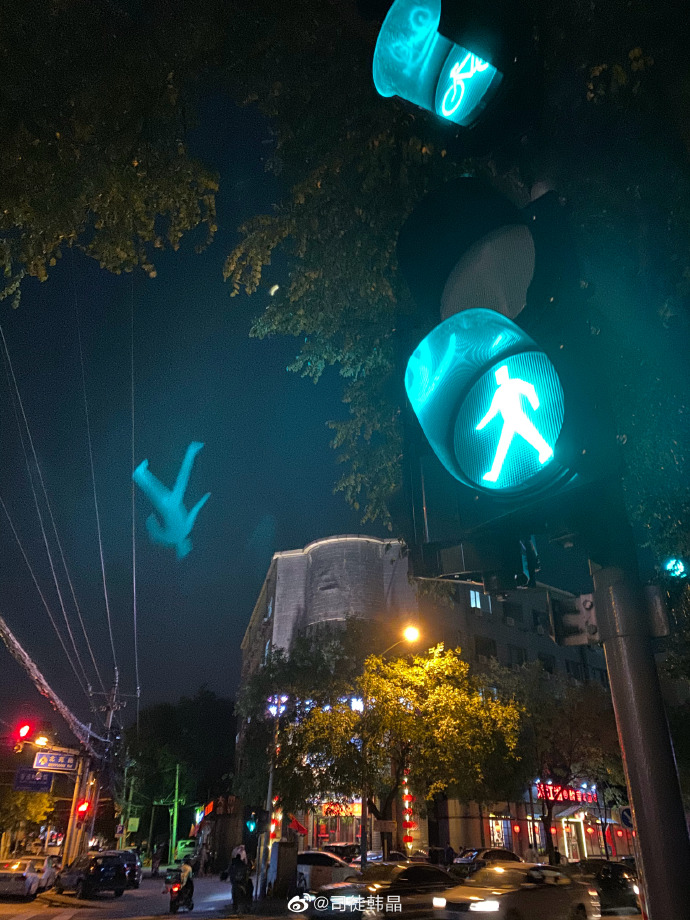 iphone11无法打开摄像头,苹果11拍夜景鬼影重重
