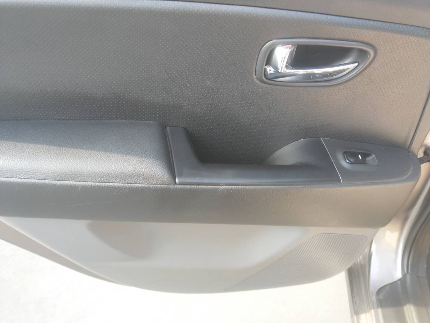 8年2万公里二手车,二手08款自动悦动1.8多少钱