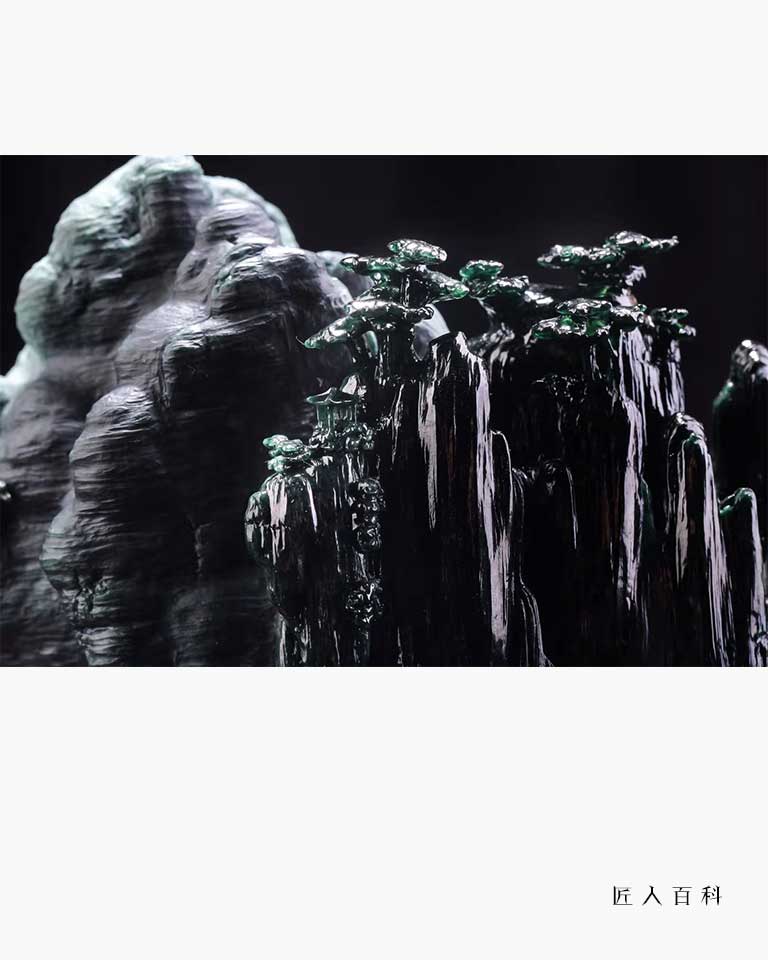 玉雕设计师黄建栖和他的兄弟翡翠厂