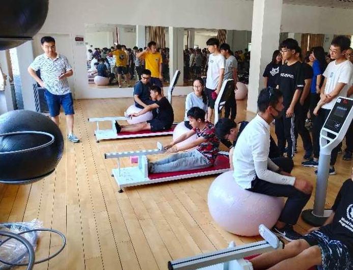 最新学生标准身高表,初中生最新身高表你达到标准了吗