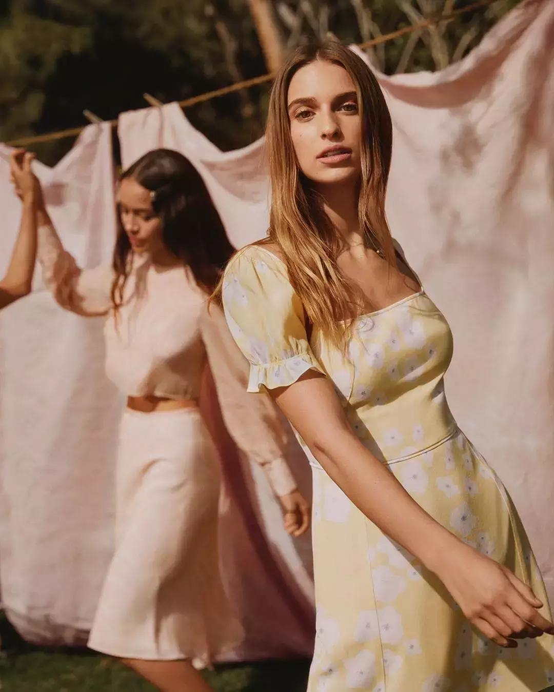 每次穿衣服感觉特别厚重,每次穿衣服的时候都觉得难受