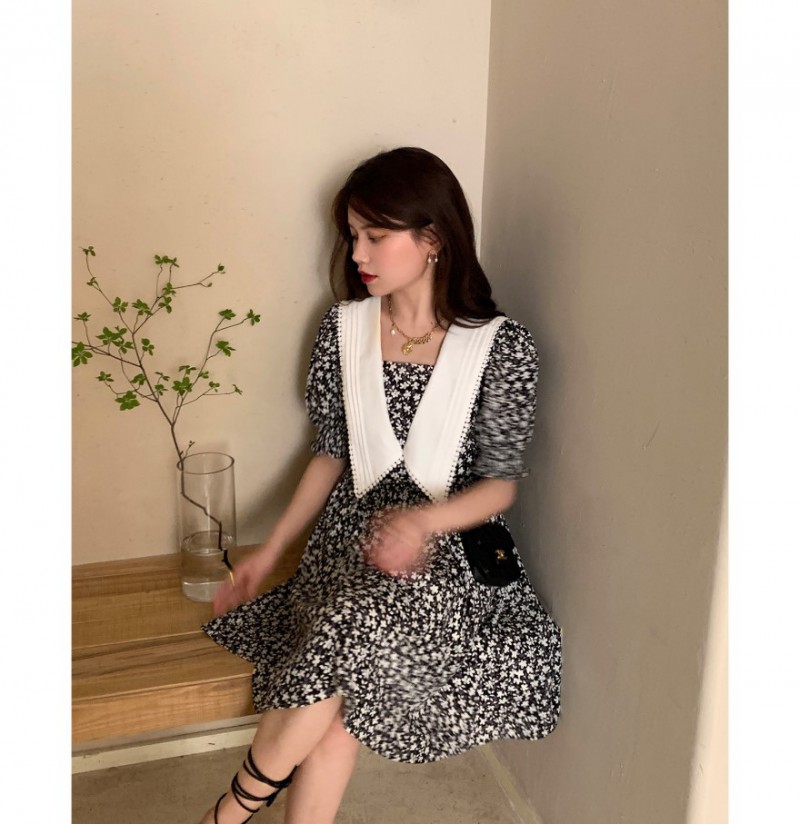 夏天裙子有静电粘腿怎么办，秋冬穿裙子搭配