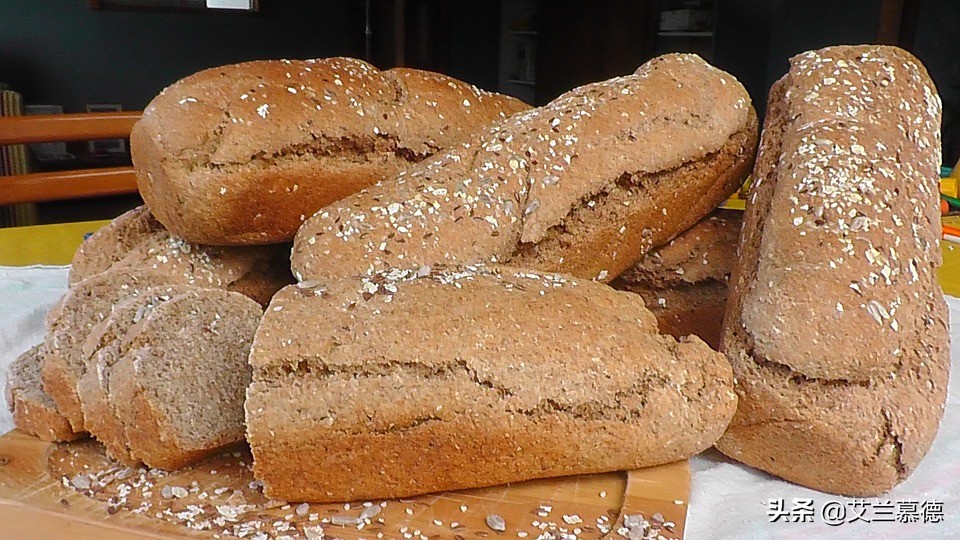 盘点！你吃的真的是“全麦面包”吗？