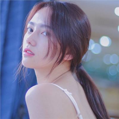 感情始于颜值忠于人品,喜欢一个人陷于才华忠于人品