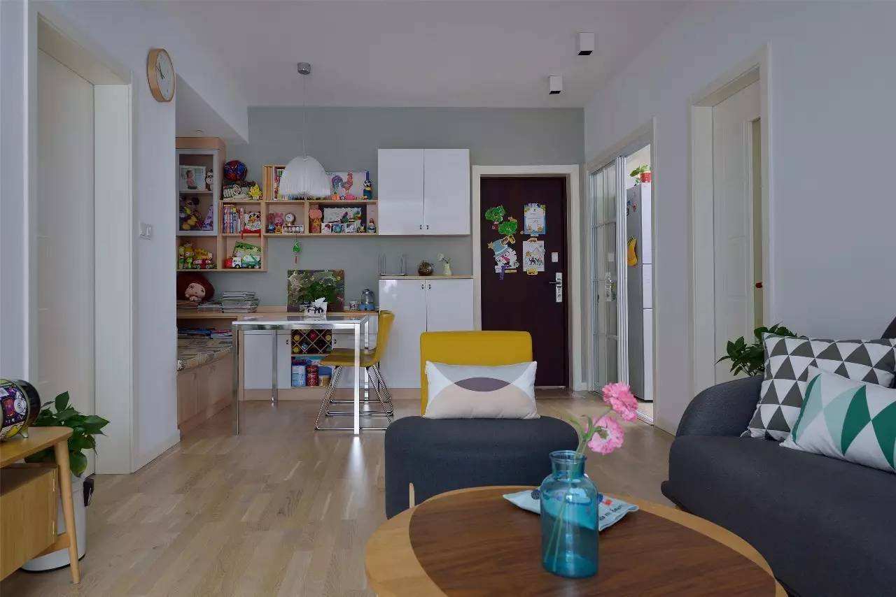 家里没有合适的地方做鞋柜,家里没有鞋柜位置鞋子放哪里