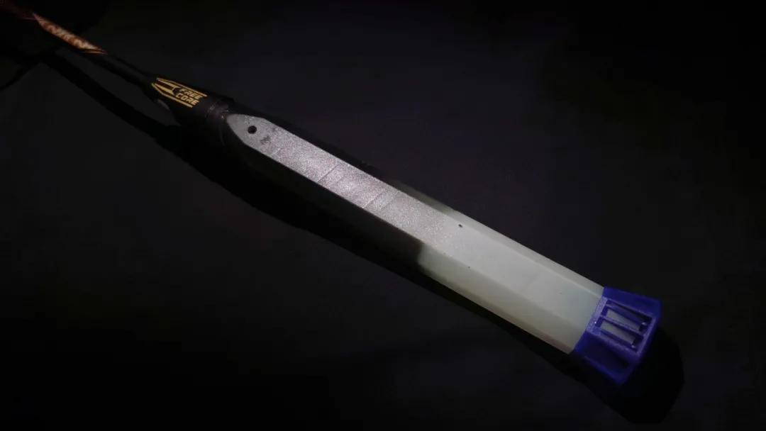 victor高端球拍黑白,victor入门球拍测评