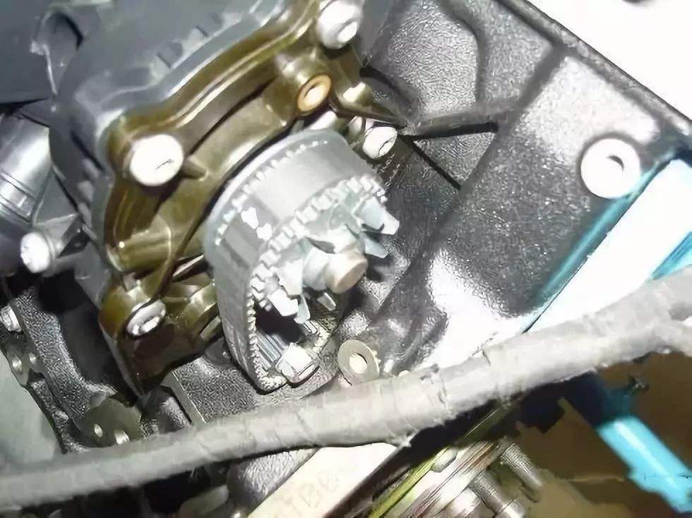 汽车开锅会有哪些影响,汽车开锅有多危险