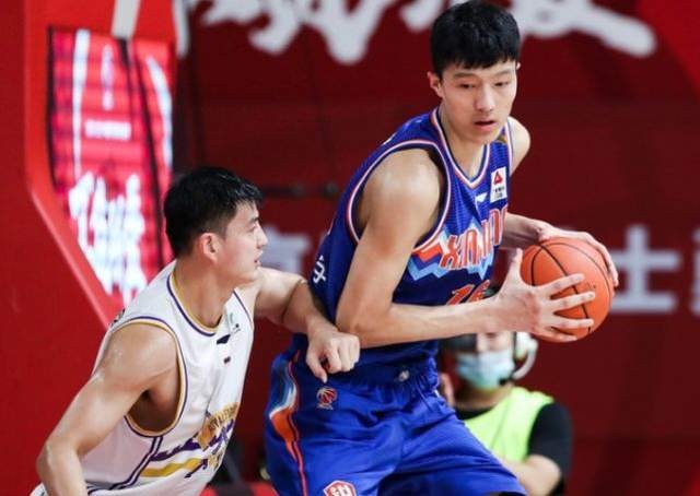 新疆人大最新名单,国家队最新12人大名单周琦