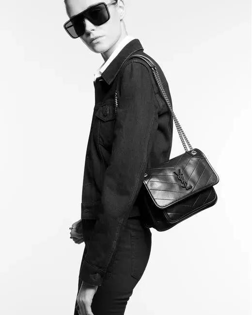 ysl口红换汤不换药,ysl口红的寓意