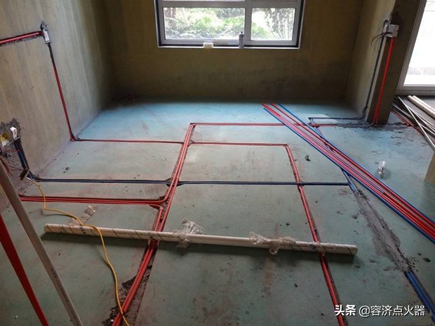 电线怎么弯线不伤线,怎么把电线变直的方法