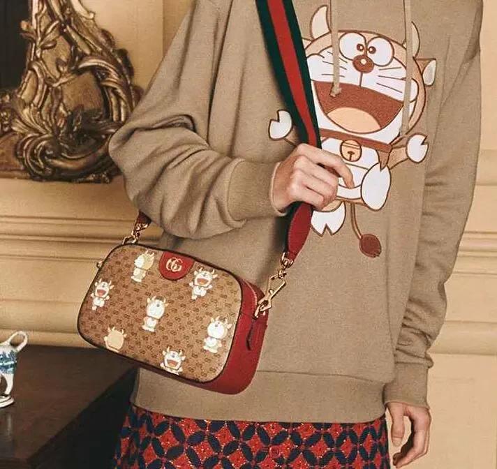 爱马仕撤柜包包,爱马仕回归格调