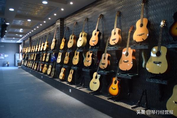 歌曲《不负时光》,超燃神曲吉他指弹