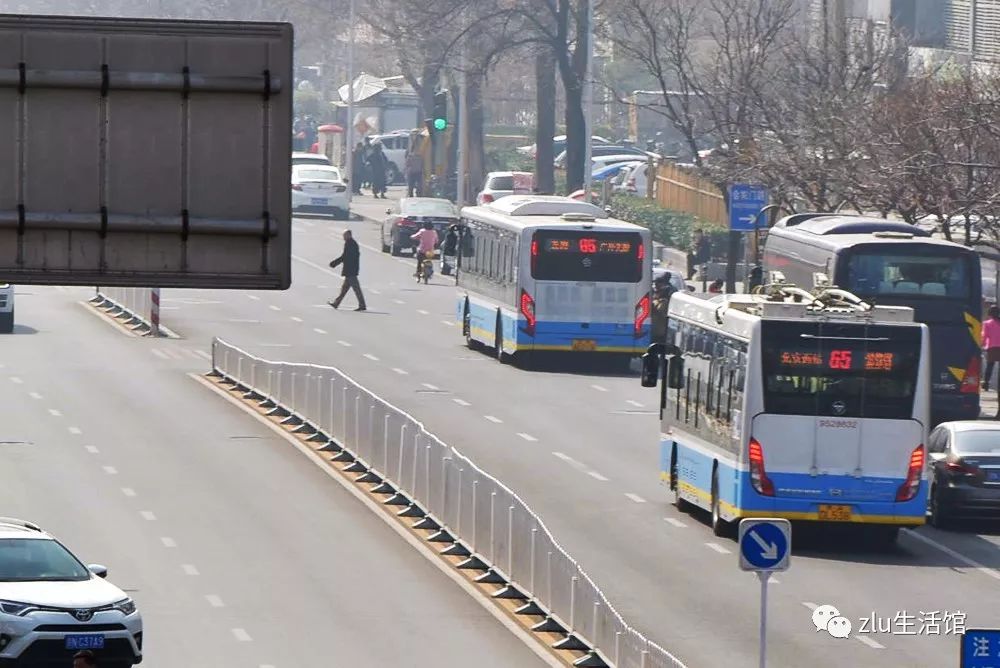 我一下记录了10年北蜂窝路的京华前置大铰接时代