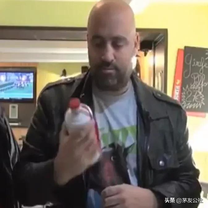 外国人第一次喝中国茅台酒反应,茅台飞天品鉴感受