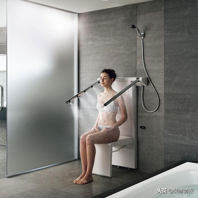 可以躺着洗澡的浴缸,浴缸既能泡澡也能淋浴