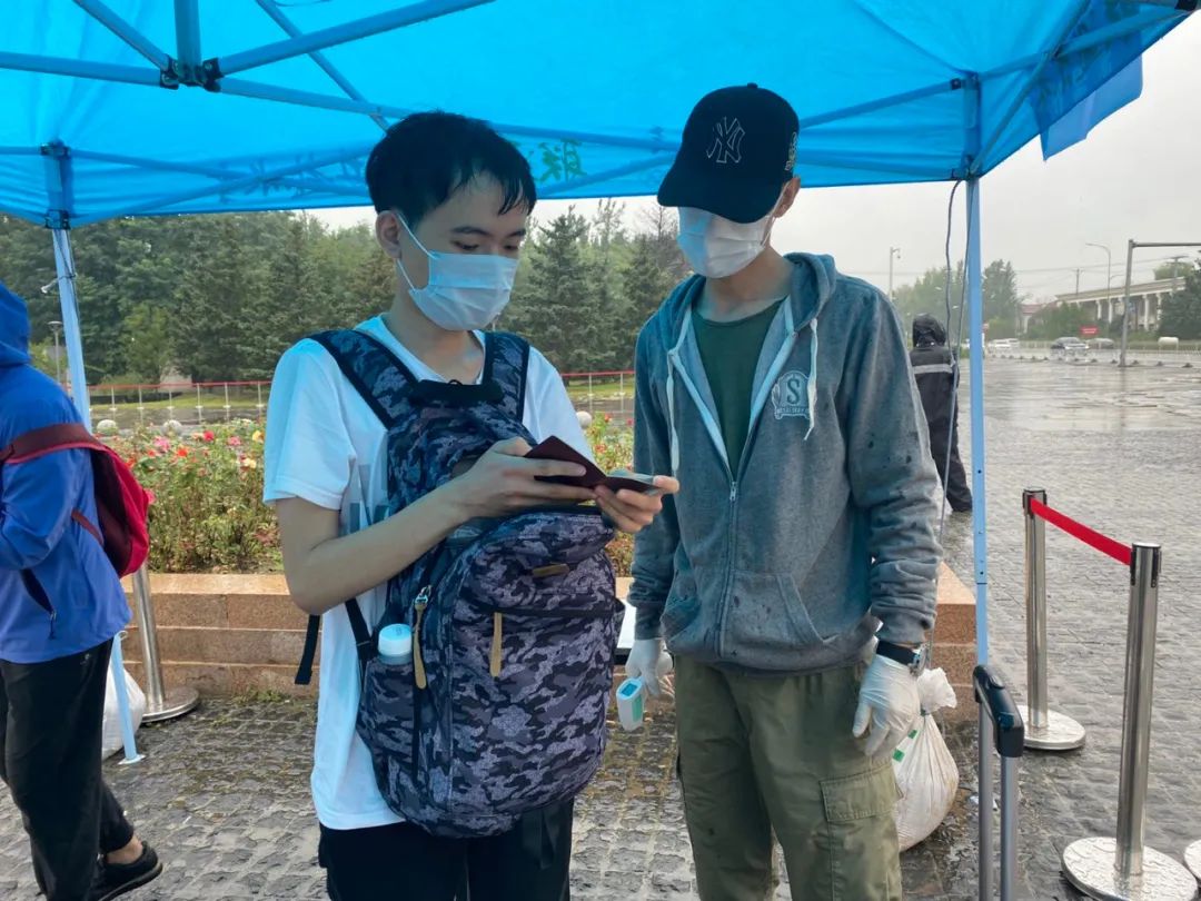 绿岛“背影”|这些瞬间,因为有你而更温暖难忘!